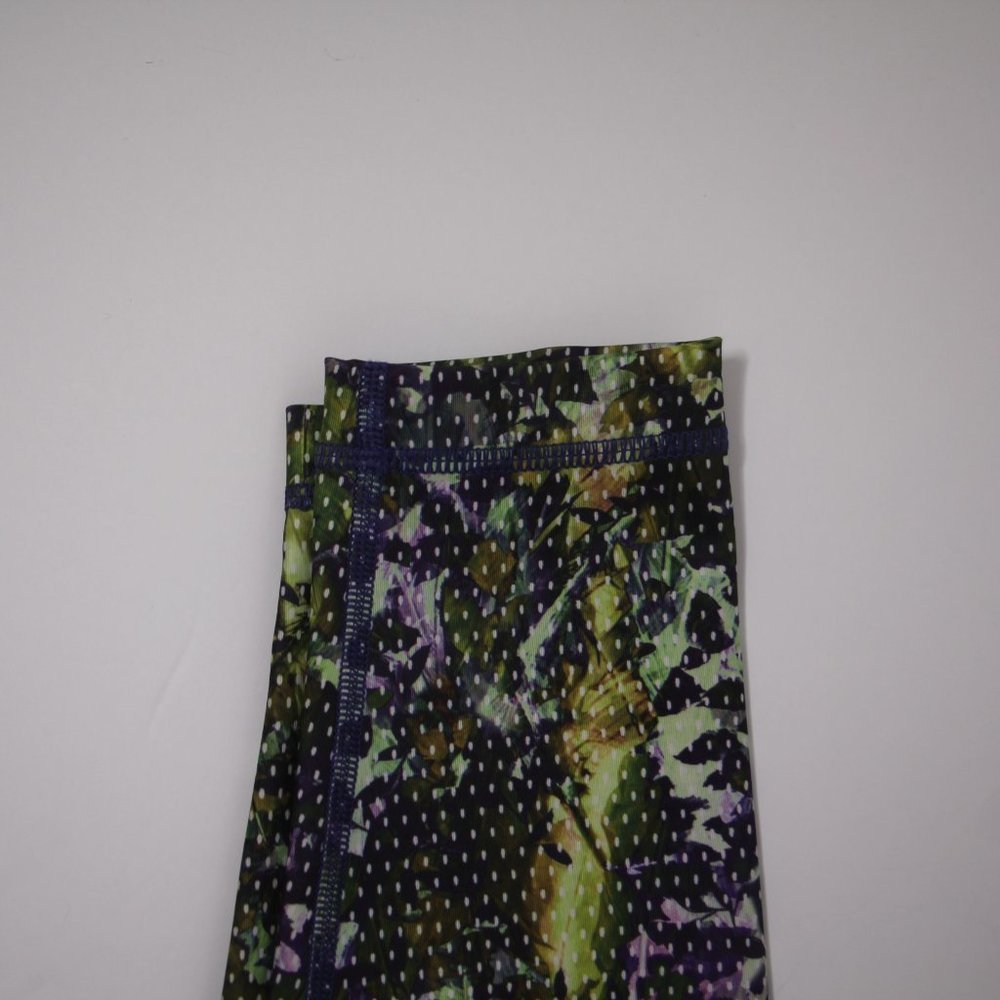 LULULEMON Wunder Under Crop II Full-On Luxtreme Roll Down Size 6 Floral - Picture 4 of 9